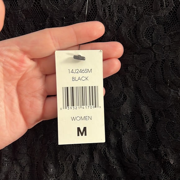 Layered long sleeve lace top - Picture 8 of 8